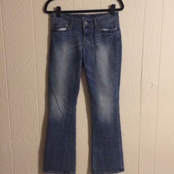 Levi’s Demi Curve Bootcut Skinny Jeans ⭐️ - Picture 1 of 7